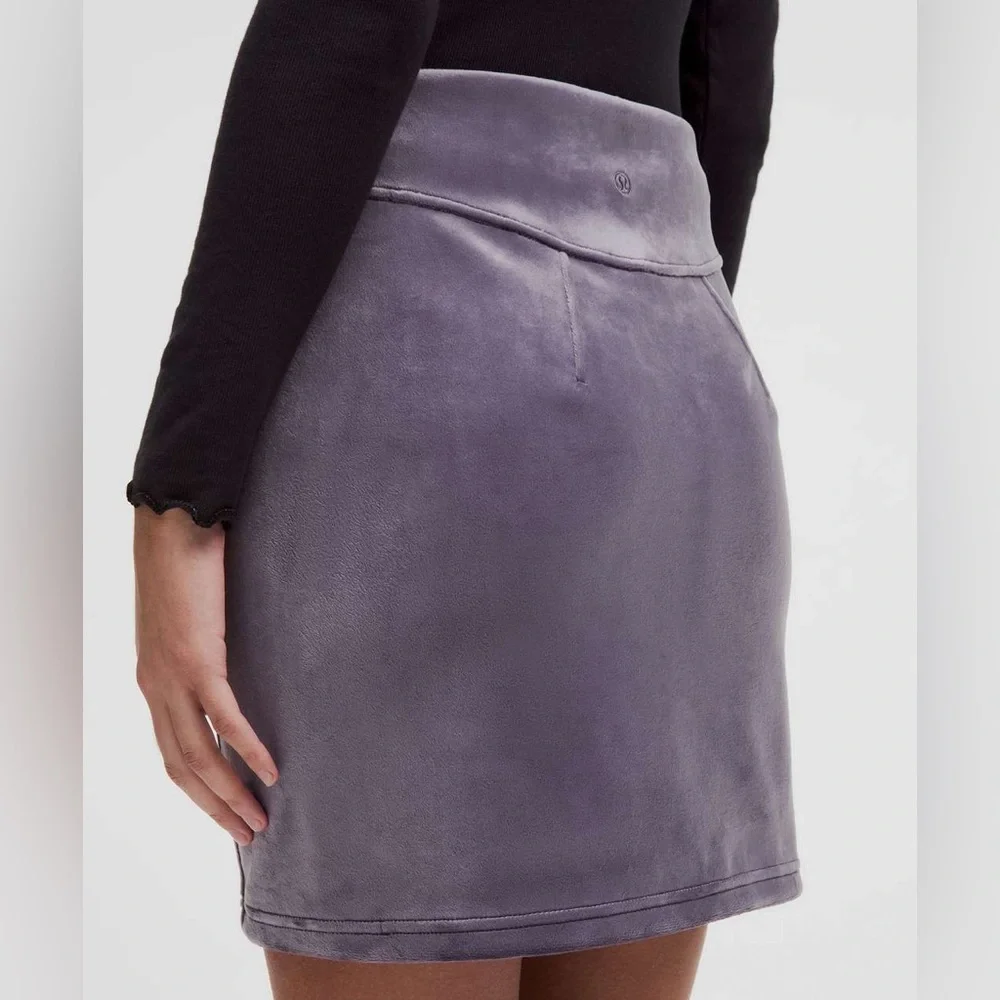 Lululemon•Scuba High-Rise Mini Skirt *Velvet Plush NEW•Nightfall Purple•NWOT•XL - Picture 2 of 10